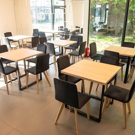 Nowe Millenium Aparthotel ชวีโนวิชแจ ภายนอก รูปภาพ