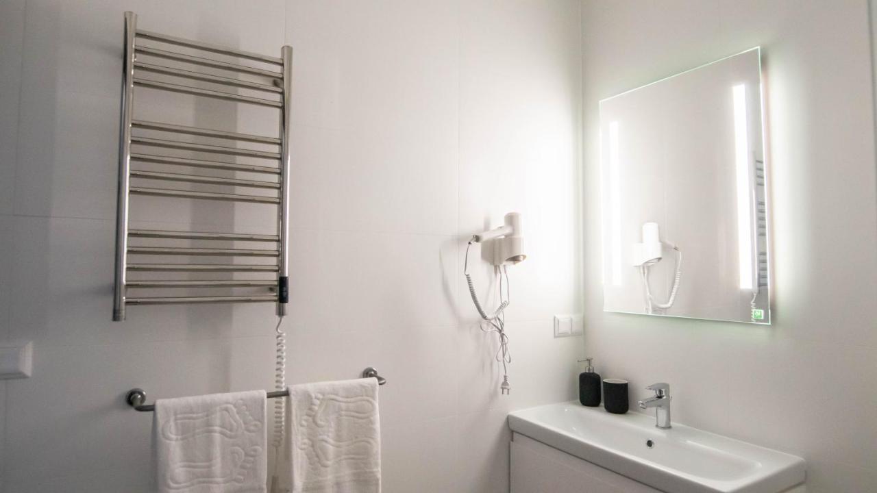 Nowe Millenium Aparthotel ชวีโนวิชแจ ภายนอก รูปภาพ